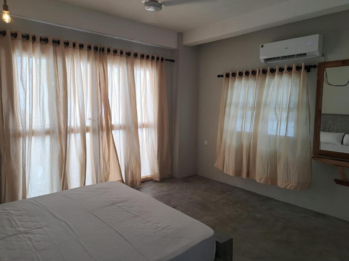 The Surf Access Guest House Arugam Bay Bagian luar foto