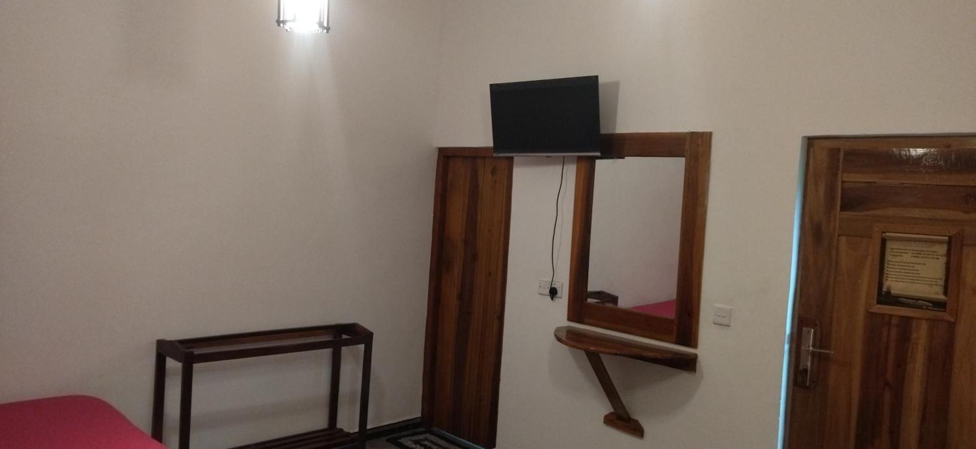 The Surf Access Guest House Arugam Bay Ruang foto