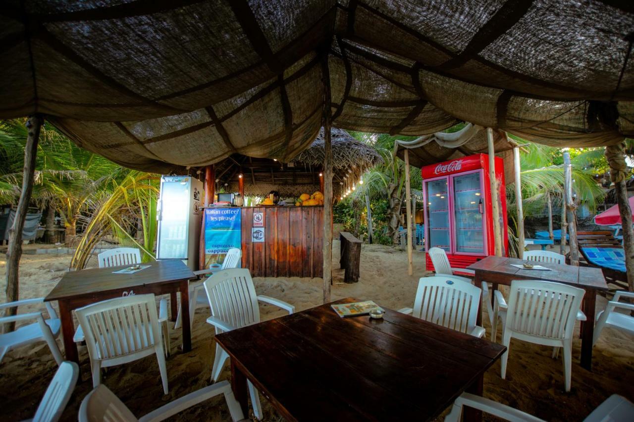 The Surf Access Guest House Arugam Bay Bagian luar foto