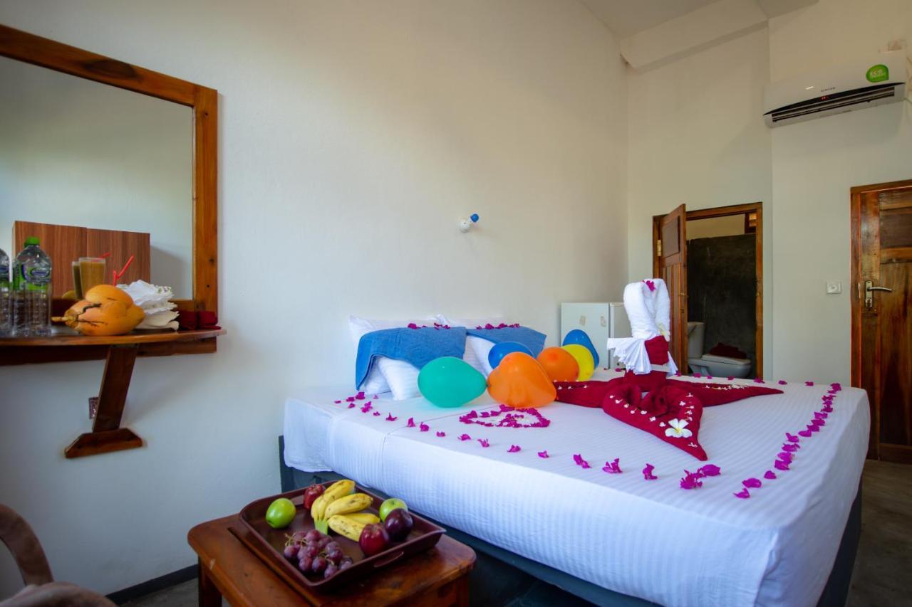 The Surf Access Guest House Arugam Bay Bagian luar foto